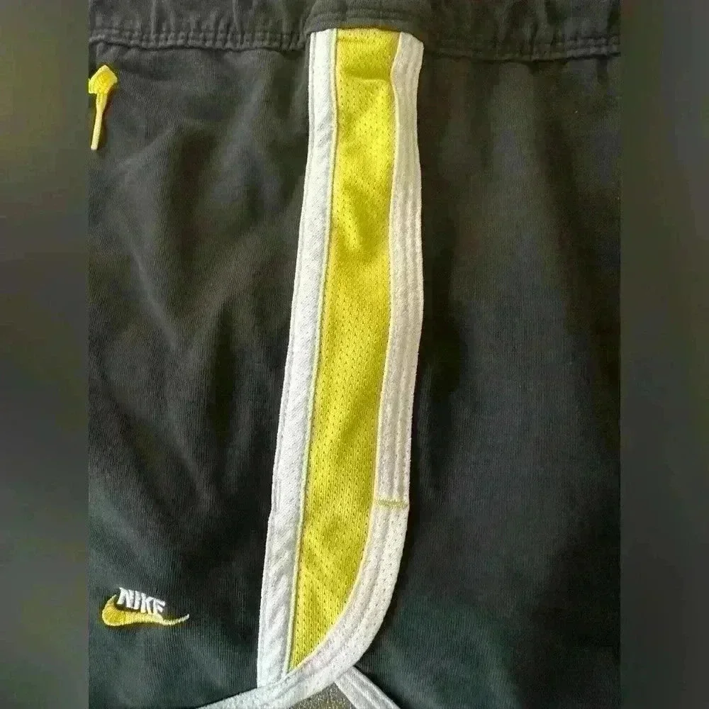Nike Black Sport Activewear Women's Short (162)